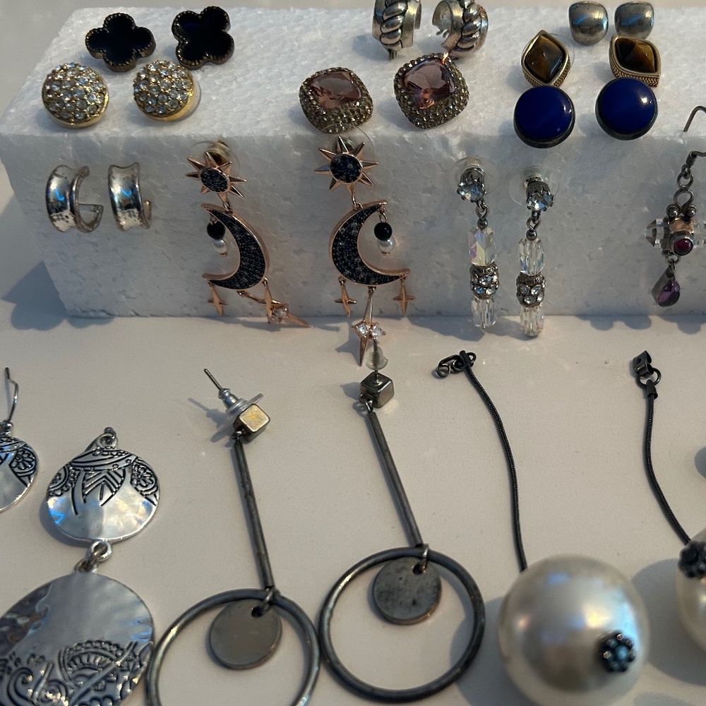 17 pairs of earrings